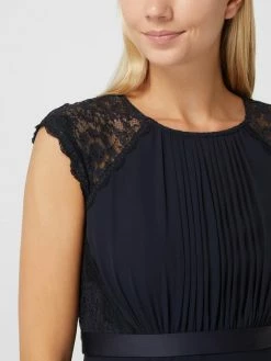 Christian Berg Cocktail Cocktailkleid Aus Chiffon Mit Spitze - Marineblau Meliert 6 Christian Berg Cocktail Cocktailkleid Aus Chiffon Mit Spitze - Marineblau Meliert -Mascara Shop 6kqkgla36kqk4hpnaksjgki18so5ciag8go50h229l254chka50j2d2e999kucim6t44kiq58or48h9l9d3maor275h68e3370pmce1k6gr3ceb1cgp36cpockr36d1j6srm4dg