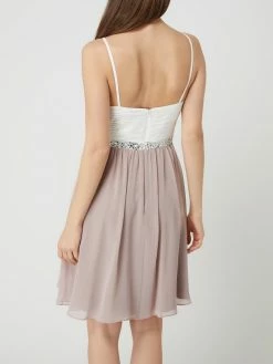 Jake*s Cocktail Two-Tone-Cocktailkleid Mit Strasssteinen - Mauve -Mascara Shop 6l14eipp9gsk4jaf6t53cjif9orkmh9n9d94kdq26h75cl2fa57k2k2m94qk2kqm9l3koiim9pal2j266oo3ge9p6gpjedhj6gq38dpk6kq3ae1n74sjedb66ss6co9pcoojcog