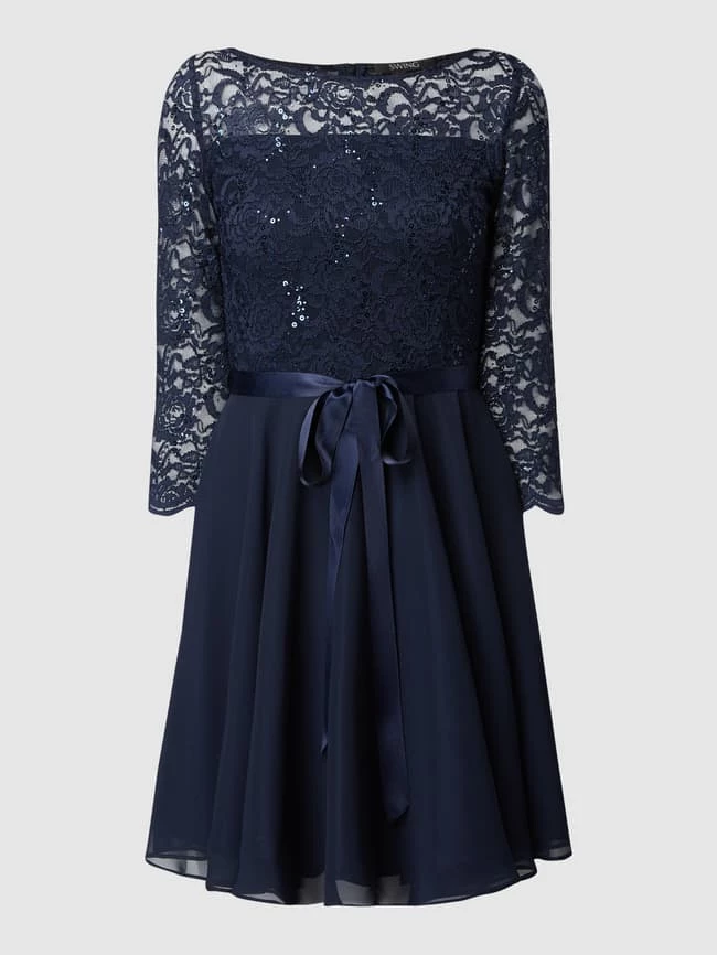 Swing Cocktailkleid Aus Häkelspitze Modell 'STAMM' - Marineblau 2 Swing Cocktailkleid Aus Häkelspitze Modell 'STAMM' - Marineblau – Bild 2