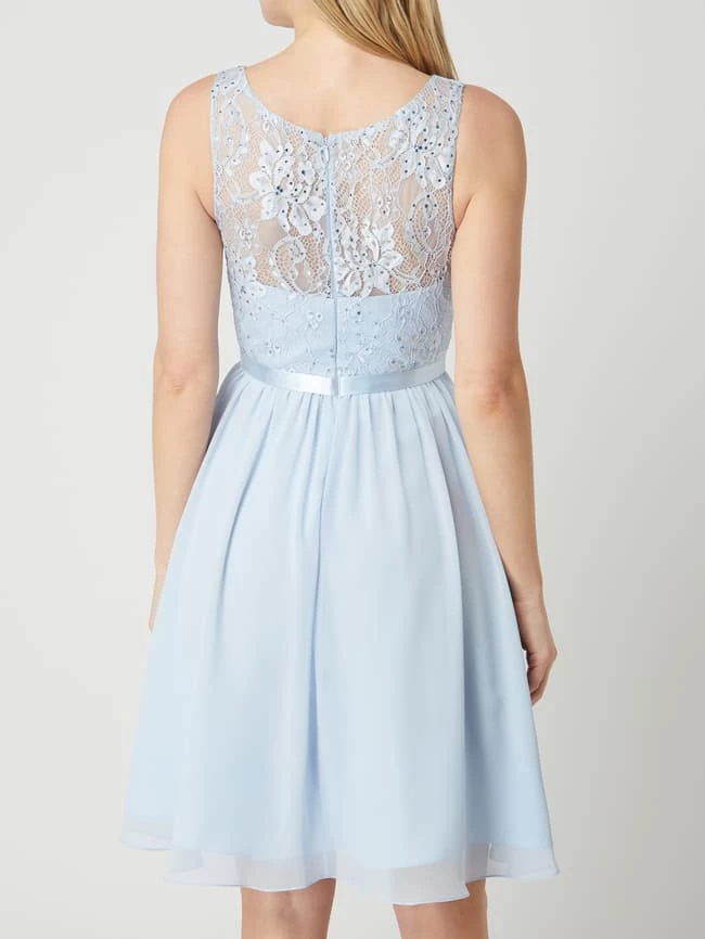 Luxuar Cocktailkleid Aus Floraler Spitze Und Chiffon - Hellblau 5 Luxuar Cocktailkleid Aus Floraler Spitze Und Chiffon - Hellblau – Bild 5