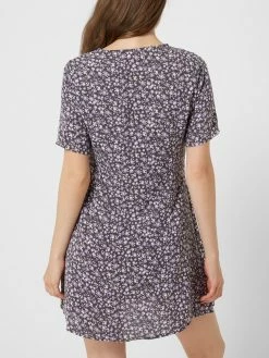 Noisy May Blusenkleid Mit Kurzen Ärmeln Modell 'Joe' - Lila -Mascara Shop 757l8dhm6gsl4kq96haj4lhj8p63ggq770ojica59d74uea86l1j4kq1a93kgjpoala44e229h646la79p3j4p3560s3gp1pcdgjgopk64qjee1g68q6cdr1c5h38dr16oo66e0