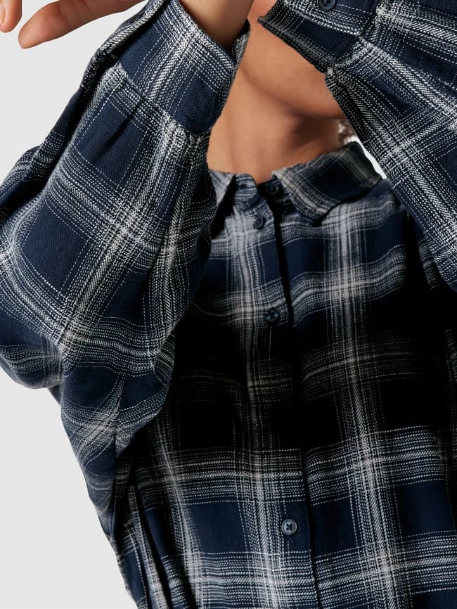 Esprit Hemdblusenkleid Mit Karomuster - Marineblau 3 Esprit Hemdblusenkleid Mit Karomuster - Marineblau – Bild 3