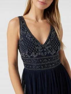 LACE & BEADS Abendkleid Mit Ziersteinen - Dunkelblau -Mascara Shop 9t65cgil8crk4d277144ekpj8h6kcjpp9d24mj2l9kr3ak2m9154udhh9ko4odq99d9l8ghl95akkd29a13m4e9i6cpj0dpm6ooj4dhk6oqjce34cdgmcchn74rm8e316hj6cco