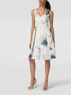 Swing Cocktailkleid Mit Floralem Muster - Rosé